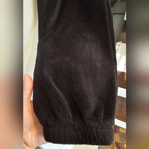 Athleta Size XS Recover Cozy Jogger Pull On Black Fleece w/ Pockets Super Warm! - Picture 5 of 10